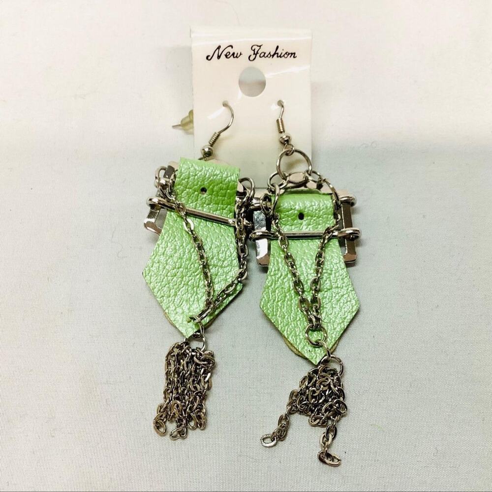 New Fashion Leather and Metal Earrings